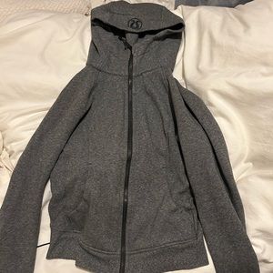 Lululemon full zip scuba size 6